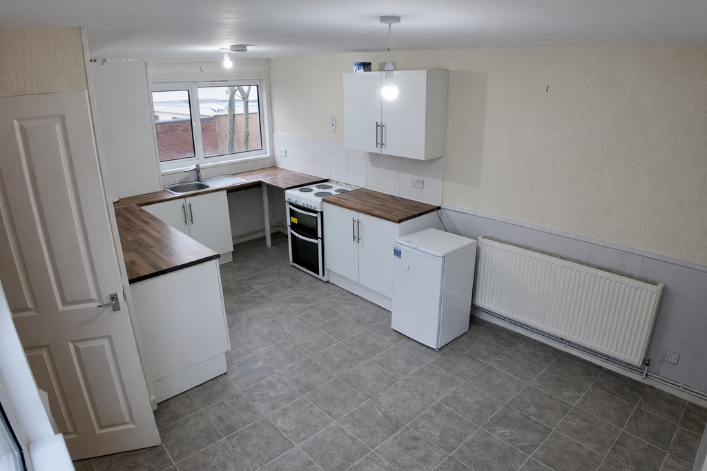 17 Summerhill - kitchen