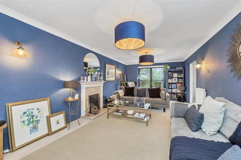 5 bedroom detached house for sale, Thistledown Drive, Ixworth