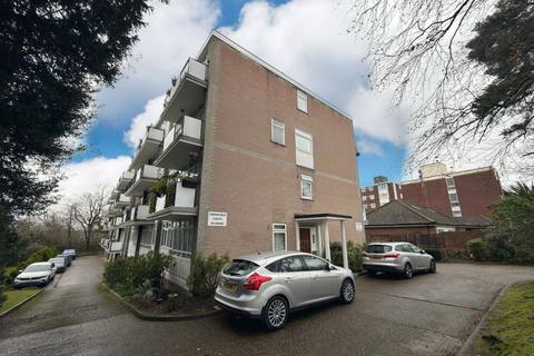 1 bedroom flat for sale, Flat 16 Cameron House, Highland Road, Bromley, Kent, BR1 4AG