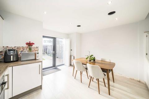 2 bedroom terraced house for sale, Tomblin Mews, London