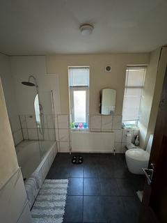 1 bedroom house to rent, Gloucester Road North, Bristol BS7