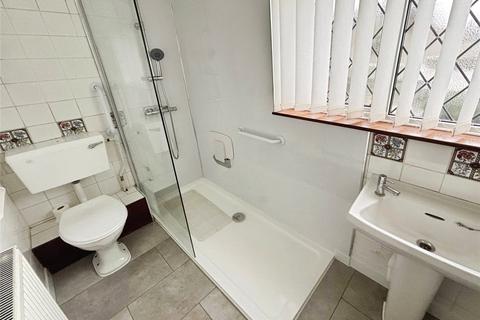 2 bedroom semi-detached house to rent, Monmouth Drive, Leicestershire LE2