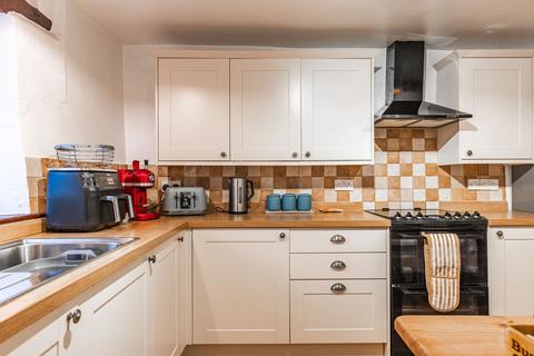 undefined, Characterful Cottage in the Heart of Thorpe Market