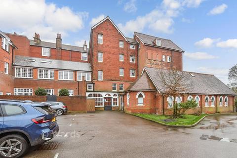 2 bedroom apartment for sale, 21 Eversley Park, Folkestone CT20