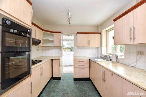 3 bedroom semi-detached house for sale, Bluebell Court, Beechwood