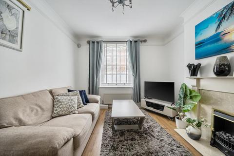 2 bedroom flat to rent, Scott Ellis Gardens,  London,  NW8