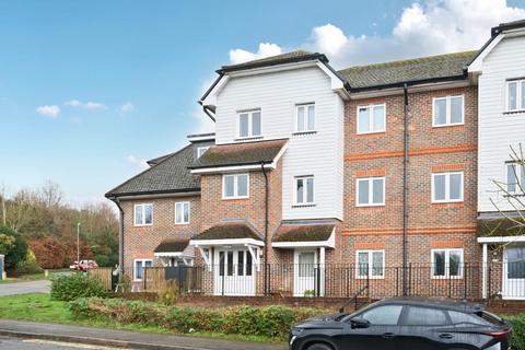 2 bedroom flat for sale, High Wycombe,  Buckinghamshire,  HP13