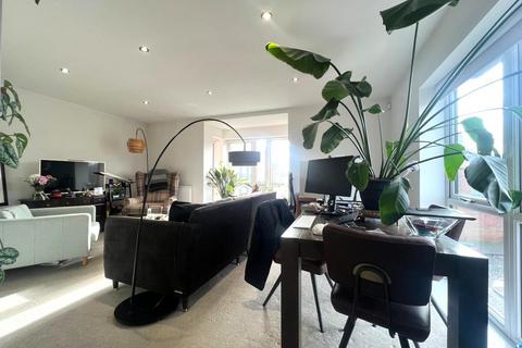 2 bedroom flat to rent, Finkle Street, Hull, East Riding of Yorkshi, HU1