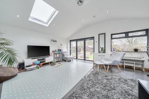 3 bedroom detached bungalow for sale, Hardwick Avenue,  Oxfordshire,  OX5