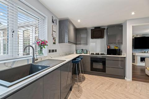 3 bedroom detached house for sale, Elmsett Close, Great Sankey, WA5
