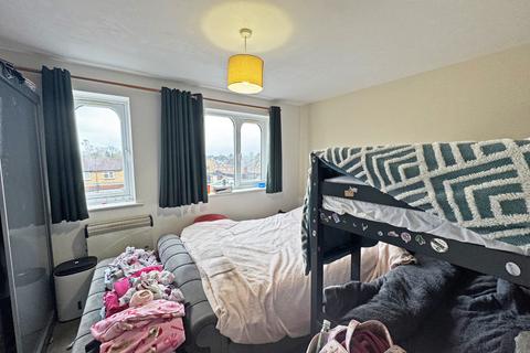 undefined, Burket Close,  Southall, UB2