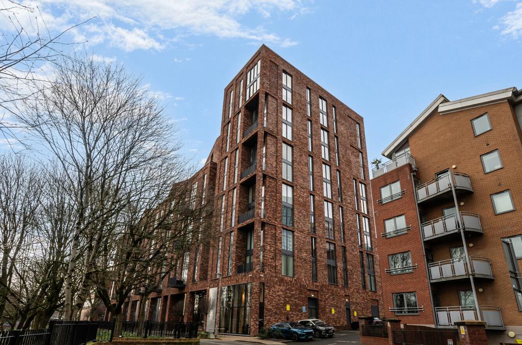 2 bedroom apartment for sale
