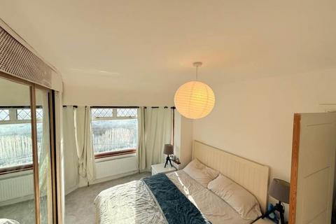 1 bedroom house to rent, Coniston Avenue, Perivale UB6