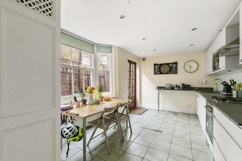 4 bedroom terraced house for sale, Gaskarth Road, London, SW12