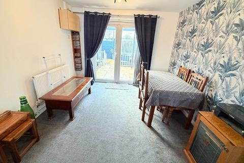 3 bedroom terraced house for sale, Reedshaw Bank, Stockport SK2