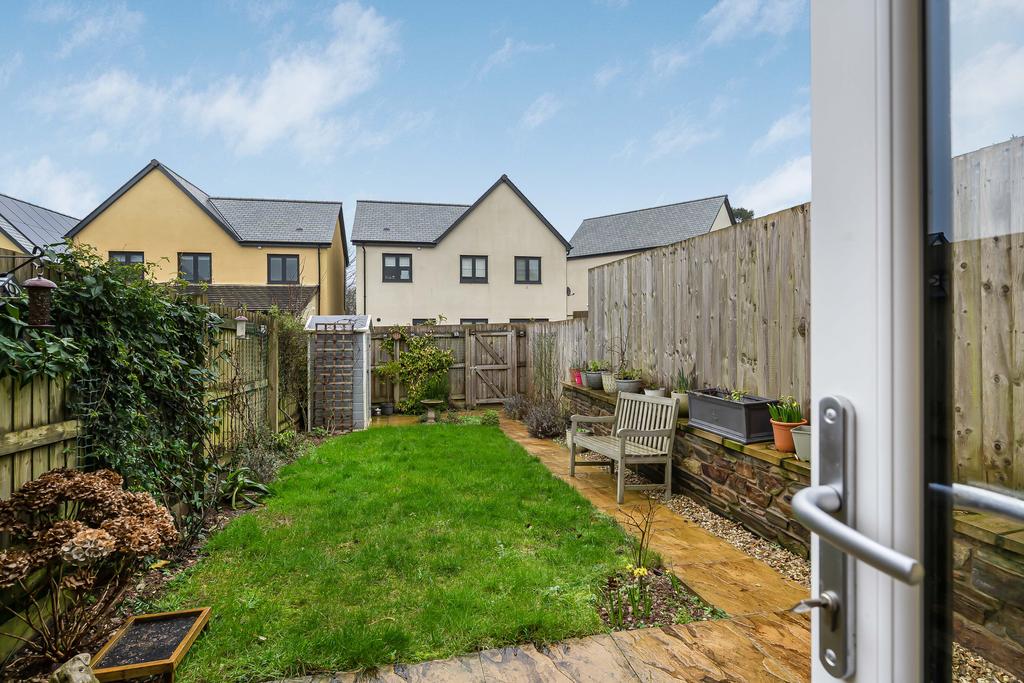 16 Back Garden 3 Woodbury Rise