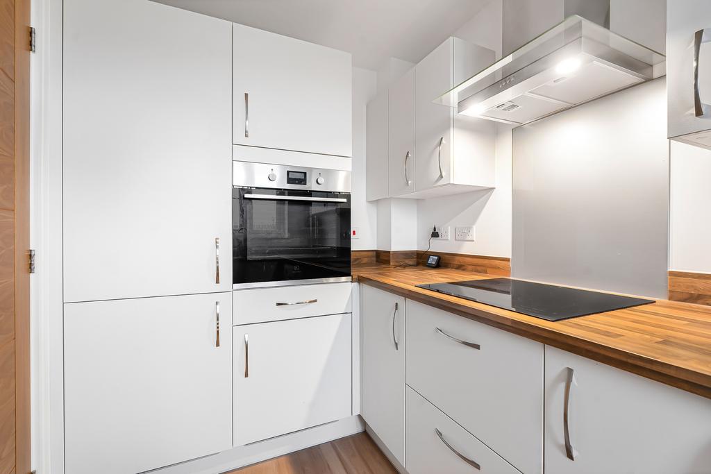 7 Kitchen 3 Woodbury Rise