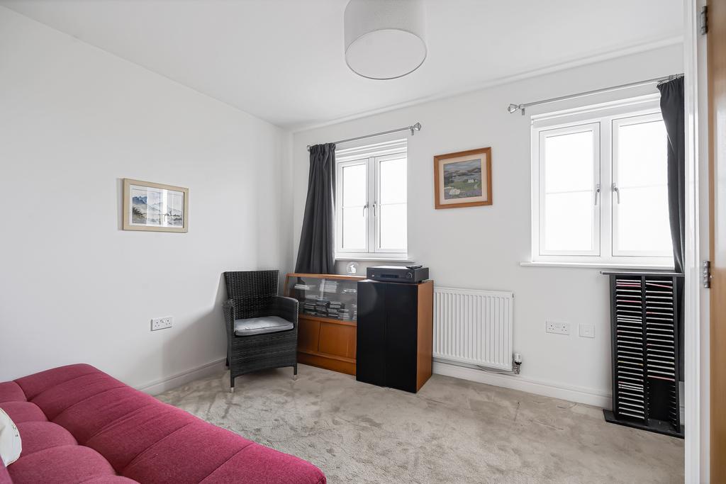 24 Bedroom 2 3 Woodbury Rise