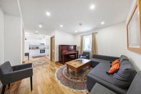2 bedroom apartment to rent, Abercorn Place, London NW8