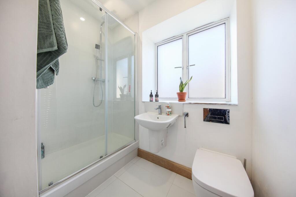 Bathroom.jpeg