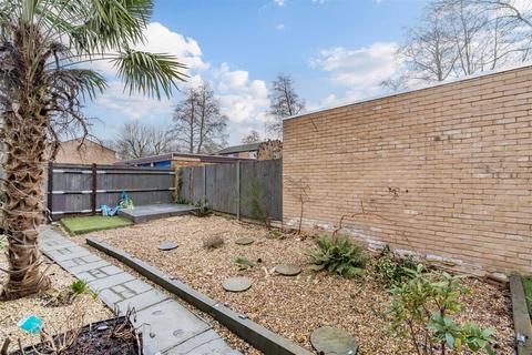 3 bedroom end of terrace house for sale, Colt Stead, New Ash Green DA3