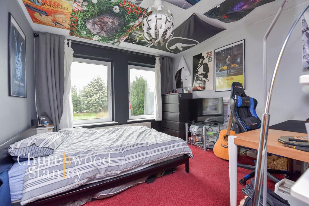 Fourth ground floor bedroom