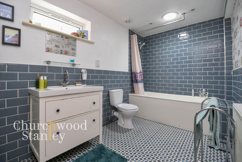 Ground floor bathroom