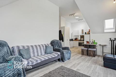 2 bedroom apartment to rent, Gabriels Hill, Maidstone, ME15
