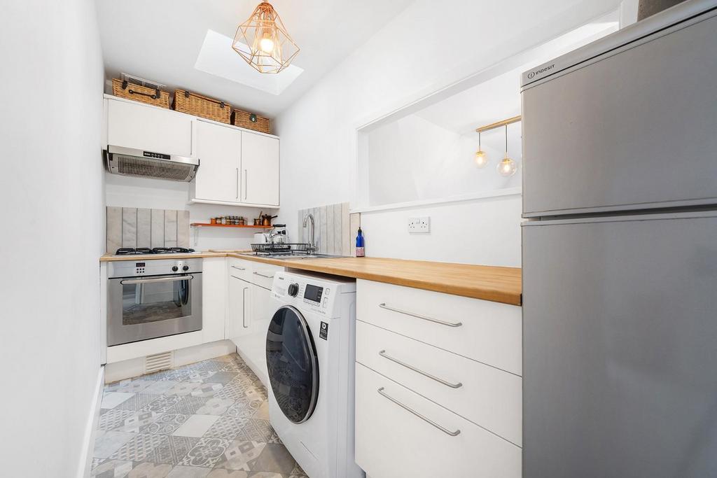 Kitchen.JPG