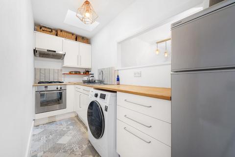 1 bedroom flat for sale, Deerbrook Road, SE24