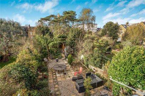 undefined, Colebrooke Avenue, London, W13