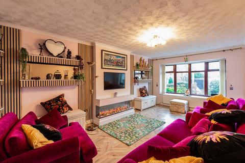 3 bedroom semi-detached house for sale, Rutland Avenue, Preston, PR4
