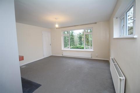 undefined, Canterbury CT4