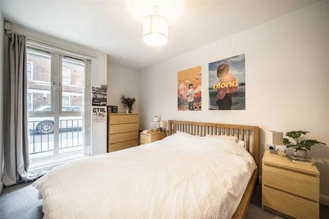 2 bedroom flat for sale, Turin Street, London E2