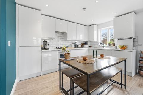 undefined, Bishopsford Road, Morden, SM4