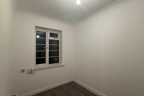 undefined, London Road, Slough, SL3