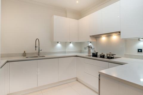 2 bedroom property to rent, Rainville Road, London W6