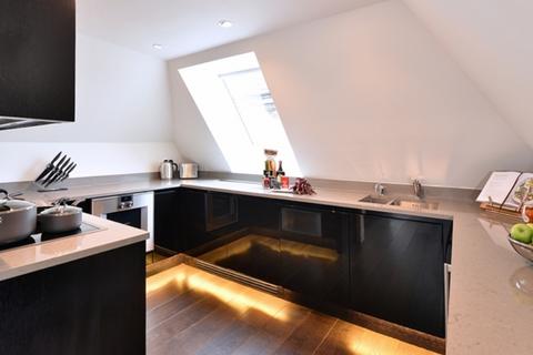 2 bedroom property to rent, Duke Street, London W1K