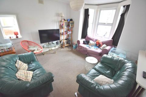 7 bedroom semi-detached house to rent, Erleigh Road, Reading