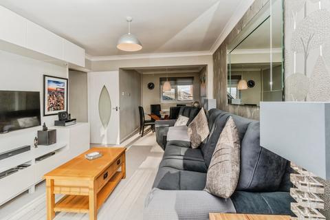 2 bedroom flat for sale, Townfield Gardens, Townfield Road, Altrincham, Greater Manchester, WA14