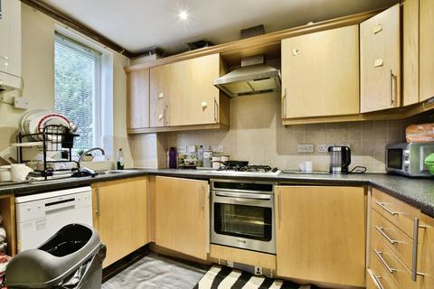 2 bedroom flat for sale, Regency Court, Altrincham, WA15