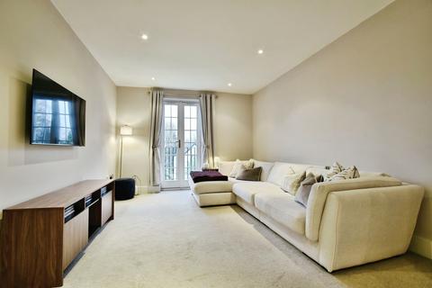 2 bedroom flat for sale, Quarrymans View, Timperley, Altrincham, WA15