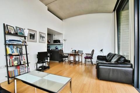 2 bedroom flat for sale, Woodfield Road, Greater Manchester, WA14