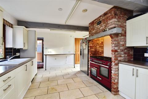4 bedroom detached house for sale, Crewe Road, Alsager, Stoke-on-Trent, Cheshire, ST7