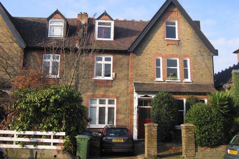 2 bedroom flat to rent, Glenluce Road Blackheath SE3