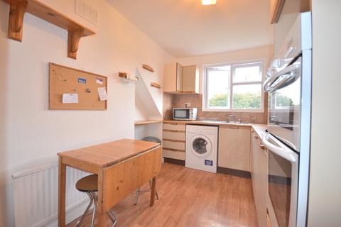2 bedroom flat to rent, Glenluce Road Blackheath SE3