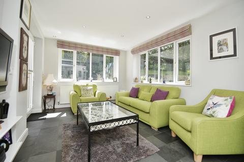 undefined, Town End, Buxton, Derbyshire, SK17