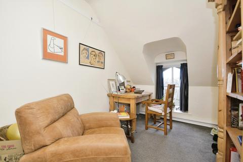 undefined, Broad Walk, Buxton, Derbyshire, SK17