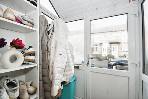 undefined, Hollins Street, Buxton, Derbyshire, SK17