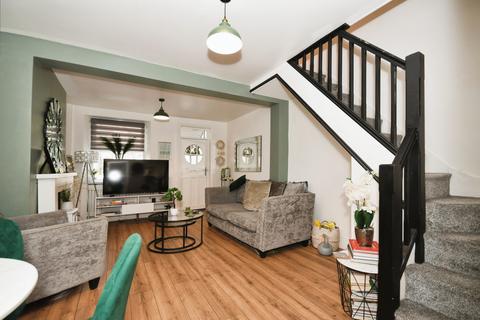 3 bedroom terraced house for sale, Hollins Street, Buxton, Derbyshire, SK17